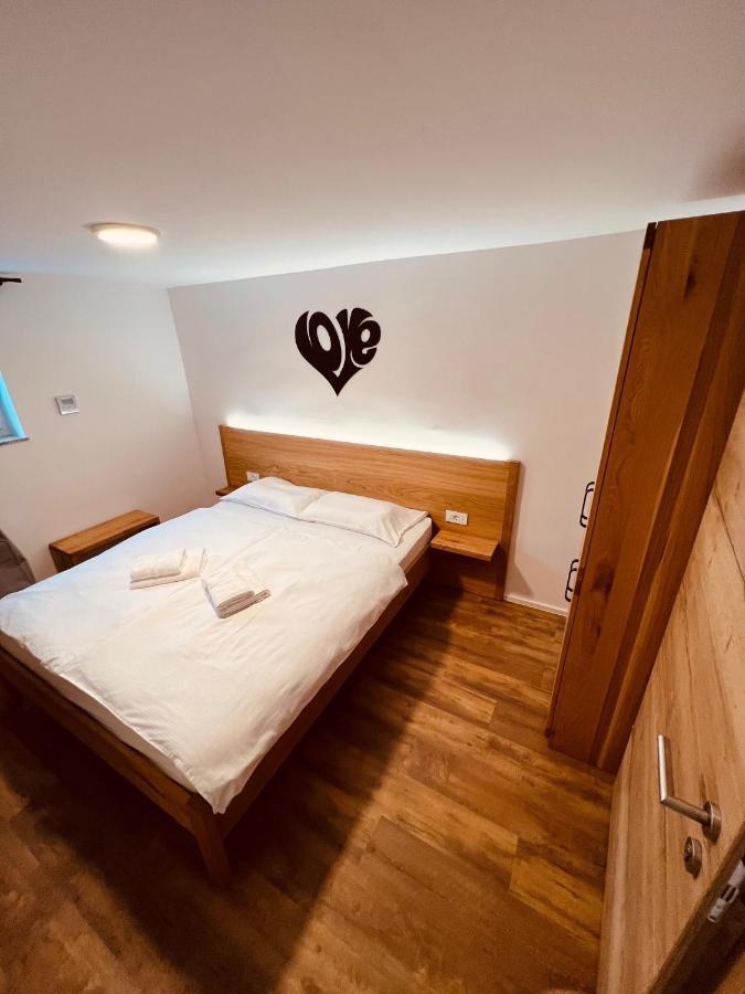 Pjagodic Hotel Cerklje - 5Min To Airport Cerklje na Gorenjskem Extérieur photo